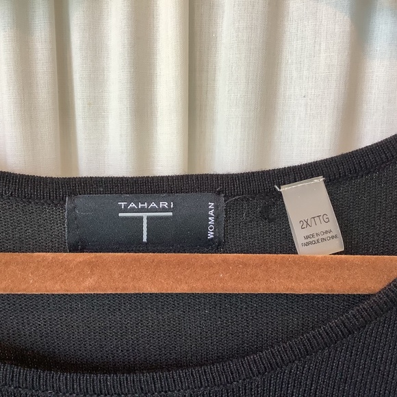 Tahari Womans Black Knit Top Pullover Long Sleeve Side Slits Hi-Low Size 2X - Picture 8 of 9